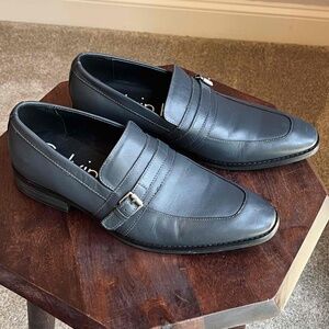 Calvin Klein Navy Size 10  mens Dress Shoes with buckle